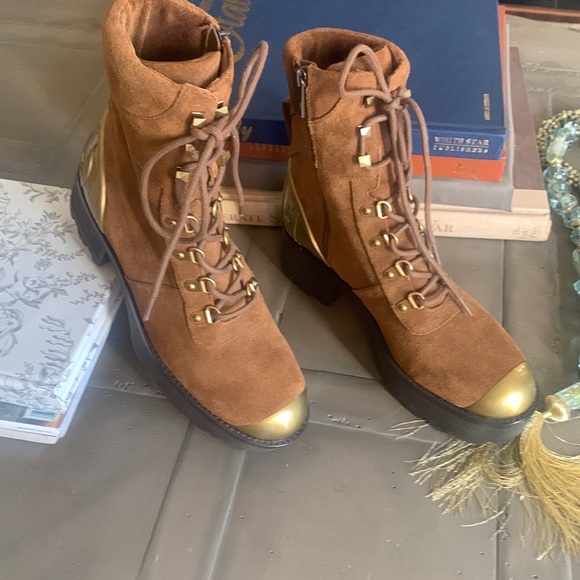 Michael Kors boots - Picture 1 of 11